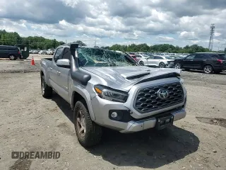 2020 Toyota Tacoma SR5 with VIN 3TMDZ5BN5LM090020, listed as a Copart auction lot 58192835 with 107,156 mi miles and Salvage title. Bid and sale history available at DreamBid. Image 13.