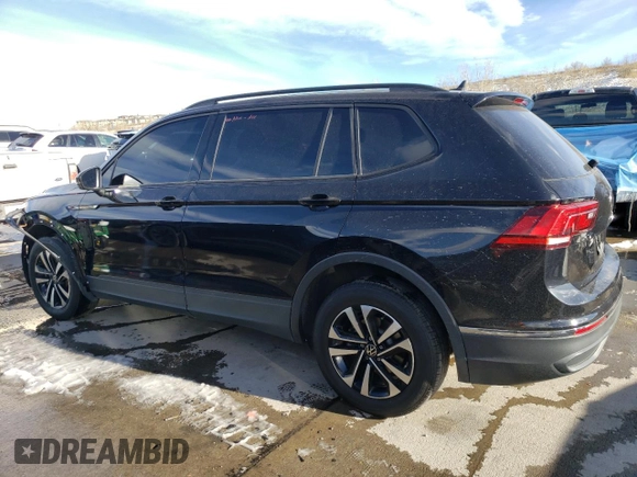 2022 Volkswagen Tiguan S with VIN 3VV0B7AX6NM067089, listed as a Copart auction lot 84046074 with 39,664 mi miles and Salvage Title. Bid and sale history available at carsss.com. Image 2.