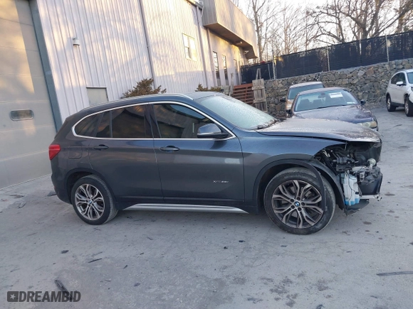 2017 BMW X1 xDrive28i with VIN WBXHT3C33H5F87591, listed as a IAAI auction lot 41256899 with 69,362 mi miles. Bid and sale history available at carsss.com. Image 13.