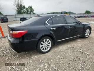 2011 Lexus LS 460 z VIN JTHCL5EF9B5012473, wystawiony jako Copart lot #62384625 z przebiegiem 166 149 mil mil oraz Czysty tytuł • Clean title. Historia ofert i sprzedaży dostępna na DreamBid. Obrazek 3.
