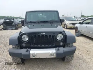 2014 Jeep Wrangler Unlimited Sahara with VIN 1C4HJWEG8EL292835, listed as a IAAI auction lot 42705672 with 176,769 mi miles and . Bid and sale history available at DreamBid. Image 13.