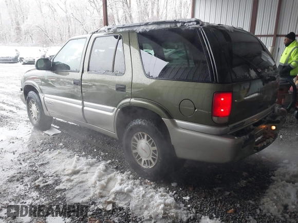 2001 GMC Jimmy SLE with VIN 1GKDT13W212171101, listed as a IAAI auction lot 41546523 with 229,471 mi miles. Bid and sale history available at carsss.com. Image 3.