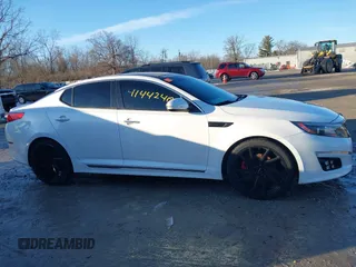 2015 Kia Optima SX Turbo with VIN 5XXGR4A67FG355530, listed as a IAAI auction lot 41442418 with 67,080 mi miles. Bid and sale history available at carsss.com. Image 13.