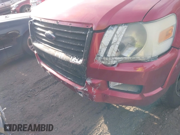 2008 Ford Explorer XLT с VIN 1FMEU73E08UA95945, выставлен на аукционе IAAI как лот 42131857 с пробегом Не указан миль и . История ставок и продаж доступна на DreamBid. Изображение 6.