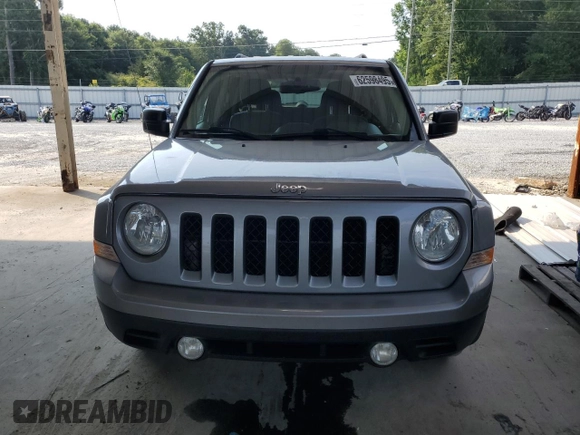 2017 Jeep Patriot Sport SE with VIN 1C4NJPBAXHD149490, listed as a Copart auction lot 62598495 with 148,149 mi miles and Clean title. Bid and sale history available at DreamBid. Image 5.