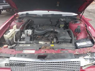 1988 Cadillac DeVille z VIN 1G6CD5159J4301436, wystawiony jako IAAI lot #42018046 z przebiegiem 227 421 mil mil oraz . Historia ofert i sprzedaży dostępna na DreamBid. Obrazek 10.