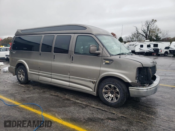 2019 Chevrolet Express Cargo z VIN 1GCWGBFG9K1233619, wystawiony jako Copart lot #78674184 z przebiegiem 102 580 mil mil oraz Szkoda całkowita • Salvage title. Historia ofert i sprzedaży dostępna na DreamBid. Obrazek 4.