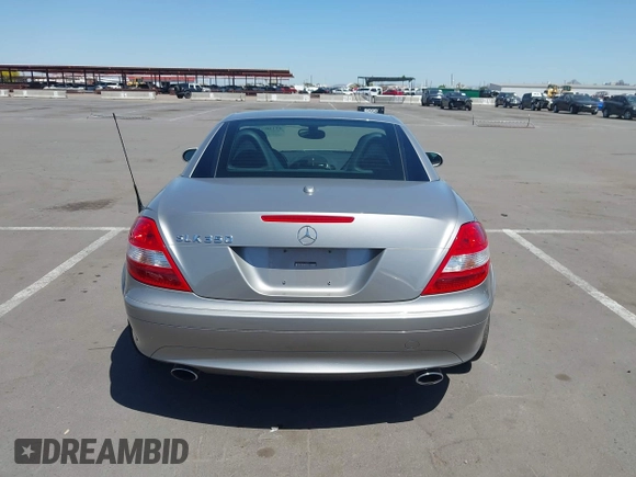 2006 Mercedes-Benz SLK-Class 3.5L with VIN WDBWK56F66F100007, listed as a IAAI auction lot 42108912 with 115,920 mi miles. Bid and sale history available at carsss.com. Image 15.