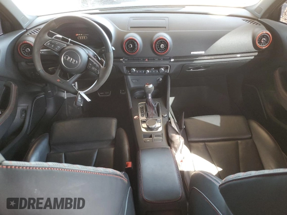 2020 Audi RS 3 z VIN WUABWGFF3LA902025, wystawiony jako Copart lot #75758204 z przebiegiem 46 013 mil mil oraz Szkoda całkowita • Salvage title. Historia ofert i sprzedaży dostępna na DreamBid. Obrazek 8.