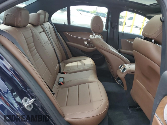 2020 Mercedes-Benz E 350 with VIN WDDZF8EB6LA713083, listed as a Copart auction lot 54484465 with 58,320 mi miles and Salvage Title. Bid and sale history available at DreamBid. Image 10.