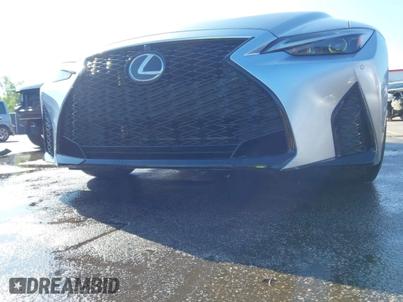 2022 Lexus IS 350 F Sport z VIN JTHGZ1B26N5053772, wystawiony jako IAAI lot #41966565 z przebiegiem 45 020 mil mil oraz . Historia ofert i sprzedaży dostępna na DreamBid. Obrazek 6.