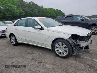 2012 Mercedes-Benz E 350 Luxury with VIN WDDHF5KB8CA584407, listed as a Copart auction lot 54925505 with 81,030 mi miles and Salvage Title. Bid and sale history available at DreamBid. Image 4.
