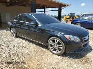 2017 Mercedes-Benz C 300 with VIN 55SWF4JB8HU202564, listed as a Copart auction lot 61966795 with 174,198 mi miles and Clean title. Bid and sale history available at DreamBid. Image 4.