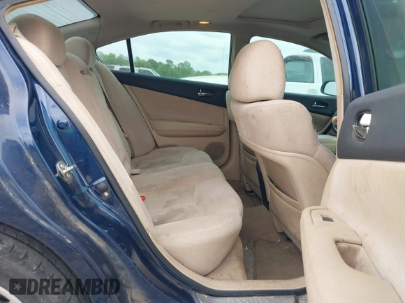 2013 Nissan Maxima S with VIN 1N4AA5APXDC803631, listed as a IAAI auction lot 42168957 with 119,845 mi miles and . Bid and sale history available at DreamBid. Image 8.