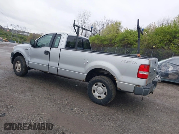 2006 Ford F-150 XL with VIN 1FTRF14W26NB02079, listed as a IAAI auction lot 42023955 with 238,047 mi miles. Bid and sale history available at carsss.com. Image 3.