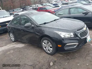 2015 Chevrolet Cruze LS with VIN 1G1PA5SH4F7150620, listed as a IAAI auction lot 41110009 with 77,494 mi miles. Bid and sale history available at carsss.com. Image 1.