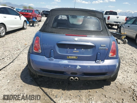 2007 MINI Convertible S z VIN WMWRH33577TL94482, wystawiony jako Copart lot #55502015 z przebiegiem 118 957 mil mil oraz Szkoda całkowita • Salvage title. Historia ofert i sprzedaży dostępna na DreamBid. Obrazek 6.