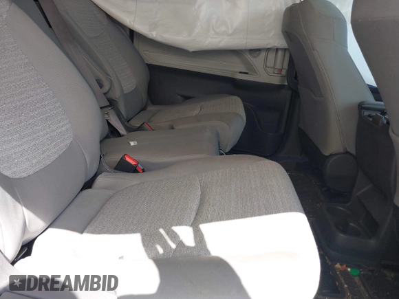 2021 Toyota Sienna LE z VIN 5TDKRKEC0MS062918, wystawiony jako IAAI lot #42382540 z przebiegiem 54 271 mil mil oraz . Historia ofert i sprzedaży dostępna na DreamBid. Obrazek 8.