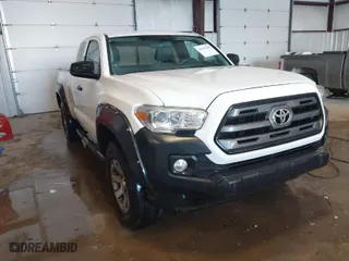 2016 Toyota Tacoma SR with VIN 5TFSX5ENXGX042148, listed as a IAAI auction lot 41592688 with NaN miles. Bid and sale history available at carsss.com. Image 1.