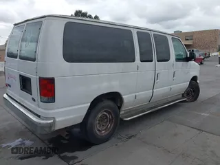 2006 Ford Econoline Passenger XL with VIN 1FBNE31L56HA25492, listed as a IAAI auction lot 42059914 with 151,804 mi miles. Bid and sale history available at carsss.com. Image 4.