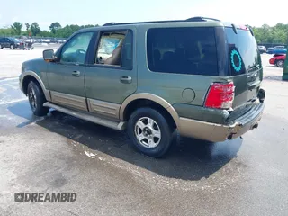 2004 Ford Expedition Eddie Bauer z VIN 1FMFU17L44LB14619, wystawiony jako IAAI lot #42112071 z przebiegiem 263 040 mil mil oraz . Historia ofert i sprzedaży dostępna na DreamBid. Obrazek 3.