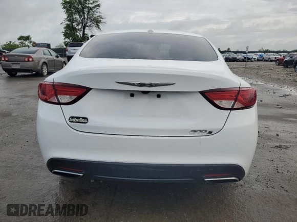 2016 Chrysler 200 S z VIN 1C3CCCBB7GN119699, wystawiony jako Copart lot #54690215 z przebiegiem 172 312 mil mil oraz Szkoda całkowita • Salvage title. Historia ofert i sprzedaży dostępna na DreamBid. Obrazek 6.