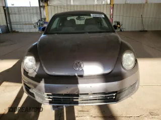 2013 Volkswagen Beetle Entry with VIN 3VWFP7AT5DM660333, listed as a Copart auction lot 55804995 with 89,249 mi miles and Clean Title. Bid and sale history available at DreamBid. Image 5.