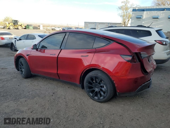 2024 Tesla Model Y Long Range z VIN 7SAYGDEE4RA240502, wystawiony jako Copart lot #48730435 z przebiegiem 16 041 mil mil oraz Szkoda całkowita • Salvage title. Historia ofert i sprzedaży dostępna na DreamBid. Obrazek 2.