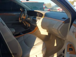 2006 Toyota Avalon XL with VIN 4T1BK36B76U070962, listed as a IAAI auction lot 41624051 with 147,966 mi miles. Bid and sale history available at carsss.com. Image 5.