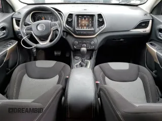 2018 Jeep Cherokee Latitude z VIN 1C4PJMCB6JD610141, wystawiony jako Copart lot #55257945 z przebiegiem 154 215 mil mil oraz Szkoda całkowita • Salvage title. Historia ofert i sprzedaży dostępna na DreamBid. Obrazek 8.