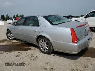 2010 Cadillac DTS w/1SC with VIN 1G6KD5EY0AU137459, listed as a Copart auction lot 62512914 with 197,058 mi miles and Salvage Title. Bid and sale history available at carsss.com. Image 2.