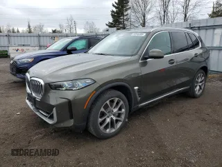 2025 BMW X5 xDrive40i z VIN 5UX23EU00S9X76732, wystawiony jako Copart lot #50046385 z przebiegiem 5 233 mil mil oraz Czysty tytuł • Clean title. Historia ofert i sprzedaży dostępna na DreamBid. Obrazek 1.