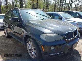 2007 BMW X5 3.0si with VIN 4USFE43597LY80810, listed as a IAAI auction lot 41940471 with 217,754 mi miles. Bid and sale history available at carsss.com. Image 1.
