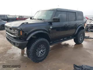 2024 Ford Bronco Outer Banks with VIN 1FMDE8BH9RLA78563, listed as a IAAI auction lot 41499846 with 8,023 mi miles. Bid and sale history available at carsss.com. Image 18.