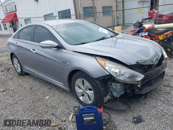 2014 Hyundai Sonata Limited with VIN KMHEC4A48EA116629, listed as a IAAI auction lot 42070212 with 95,295 mi miles and . Bid and sale history available at carsss.com. Image 1.