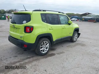 2017 Jeep Renegade Latitude with VIN ZACCJBBB1HPF11677, listed as a IAAI auction lot 42037975 with 58,527 mi miles. Bid and sale history available at carsss.com. Image 4.