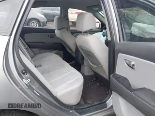 2010 Hyundai Elantra GLS z VIN KMHDU4AD2AU129488, wystawiony jako IAAI lot #42373549 z przebiegiem 189 469 mil mil oraz . Historia ofert i sprzedaży dostępna na DreamBid. Obrazek 8.