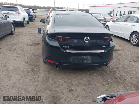 2021 Mazda 3 S с VIN 3MZBPAAL8MM201924, выставлен на аукционе IAAI как лот 40977248 с пробегом 89 894 миль миль и . История ставок и продаж доступна на DreamBid. Изображение 17.