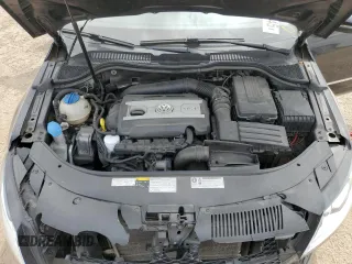 2014 Volkswagen CC Sport z VIN WVWBN7AN5EE501201, wystawiony jako Copart lot #56541045 z przebiegiem 92 765 mil mil oraz Szkoda całkowita • Salvage title. Historia ofert i sprzedaży dostępna na DreamBid. Obrazek 11.