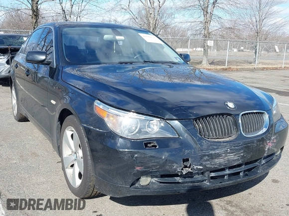 2007 BMW 5 Series 530xi with VIN WBANF735X7CY17406, listed as a IAAI auction lot 41592517 with 139,728 mi miles and . Bid and sale history available at carsss.com. Image 1.