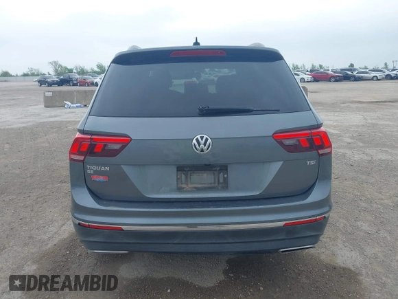 2018 Volkswagen Tiguan SEL with VIN 3VV3B7AX3JM000585, listed as a IAAI auction lot 41905836 with 99,114 mi miles and . Bid and sale history available at DreamBid. Image 16.