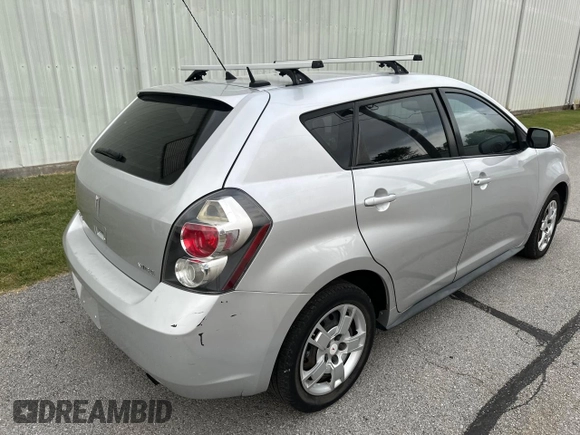 2009 Pontiac Vibe w/1SB with VIN 5Y2SP670X9Z469313, listed as a Copart auction lot 72863524 with 190,597 mi miles and Clean Title. Bid and sale history available at carsss.com. Image 4.