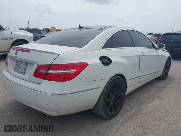 2012 Mercedes-Benz E 350 with VIN WDDKJ5KB4CF130789, listed as a IAAI auction lot 42083917 with 174,189 mi miles and . Bid and sale history available at DreamBid. Image 4.