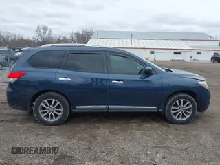 2015 Nissan Pathfinder SL with VIN 5N1AR2MN5FC622513, listed as a IAAI auction lot 41953545 with 183,339 mi miles and . Bid and sale history available at DreamBid. Image 13.