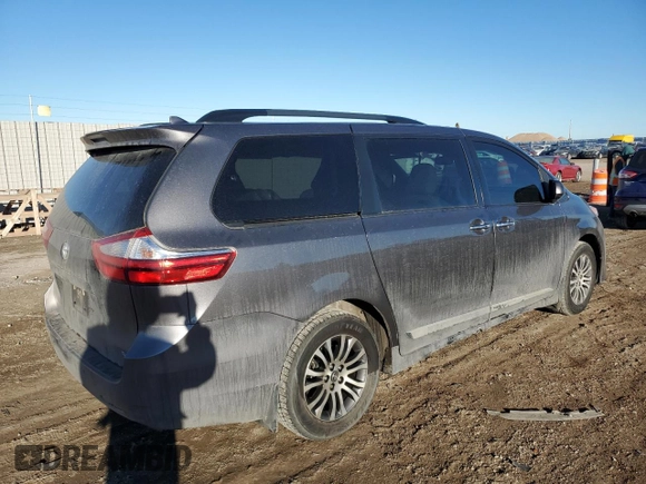 2019 Toyota Sienna XLE Auto Access Seat with VIN 5TDYZ3DC1KS019056, listed as a Copart auction lot 47094125 with 64,746 mi miles and Salvage Title. Bid and sale history available at carsss.com. Image 3.