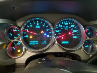 2013 Chevrolet Silverado 1500 LT with VIN 3GCPKSE71DG237981, listed as a Copart auction lot 42126845 with 228,252 mi miles and Salvage Title. Bid and sale history available at DreamBid. Image 9.