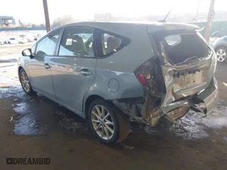 2013 Toyota Prius v Two with VIN JTDZN3EU6D3204487, listed as a IAAI auction lot 41433348 with 190,469 mi miles. Bid and sale history available at carsss.com. Image 3.