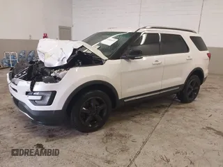 2017 Ford Explorer XLT with VIN 1FM5K8D89HGB36950, listed as a IAAI auction lot 41083427 with Not Provided miles and . Bid and sale history available at carsss.com. Image 21.