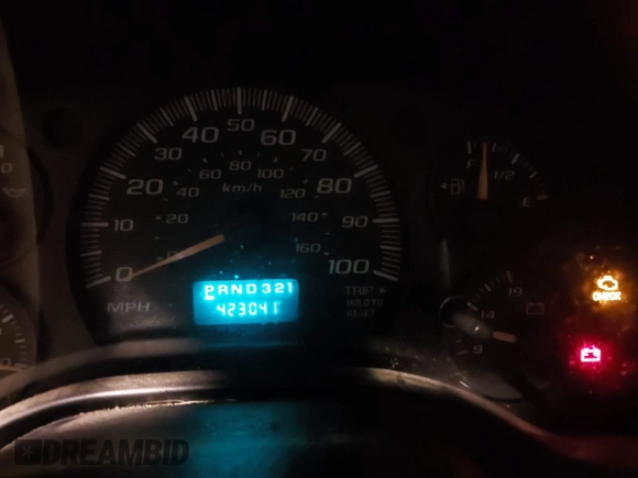 2007 Chevrolet Express Cargo Van with VIN 1GCGG25V871146547, listed as a IAAI auction lot 41347469 with 423,041 mi miles. Bid and sale history available at carsss.com. Image 7.