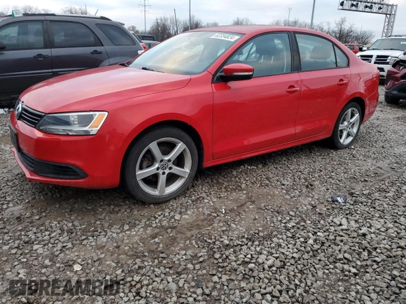 2011 Volkswagen Jetta SE with VIN 3VWDZ7AJ2BM362108, listed as a Copart auction lot 82334824 with 39,617 mi miles and Salvage title. Bid and sale history available at DreamBid. Image 1.